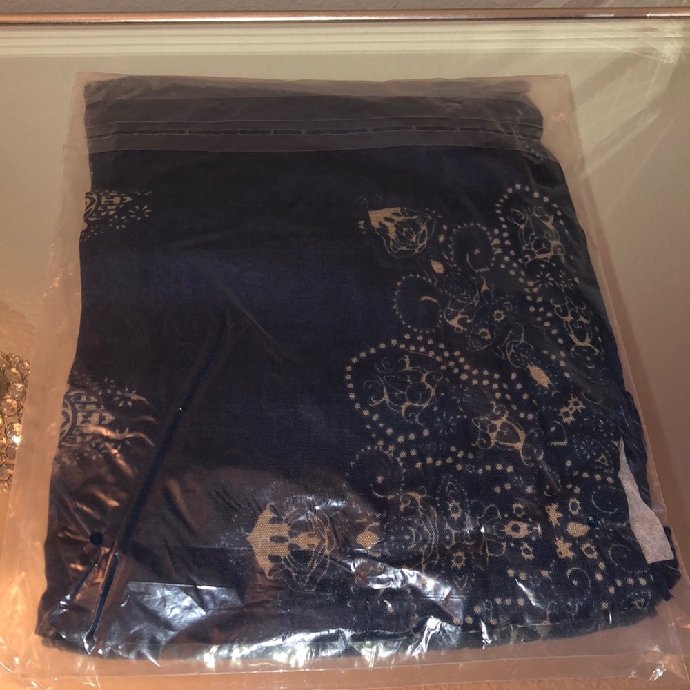 Kimono - Picture 7 of 8